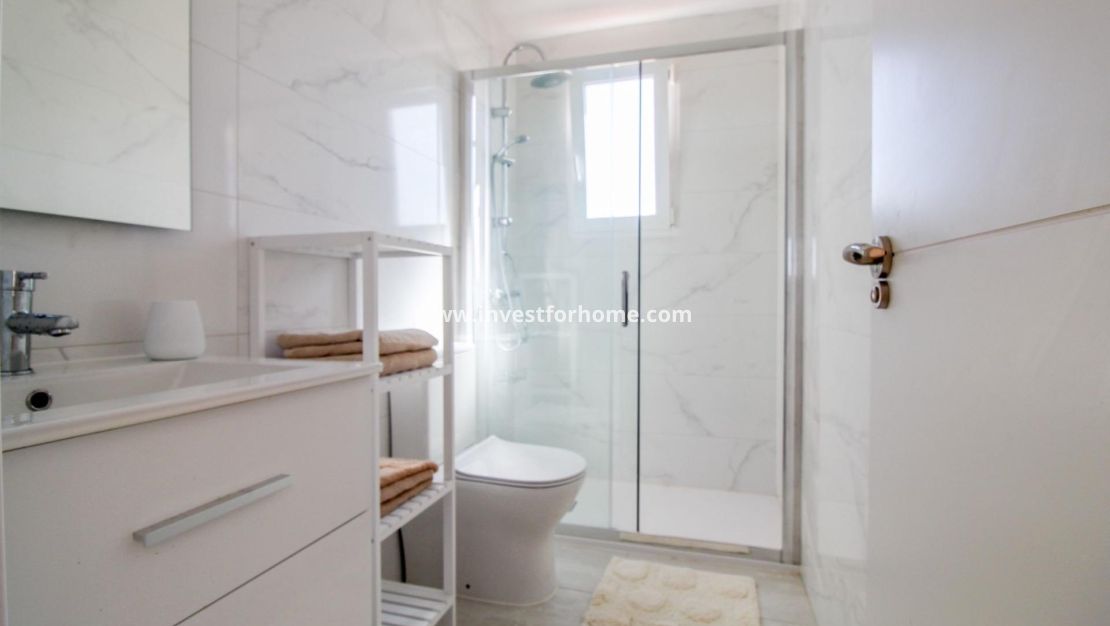 Försäljning - Lägenhet - Torrevieja - Punta prima