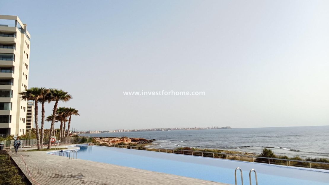 Försäljning - Lägenhet - Torrevieja - Punta prima
