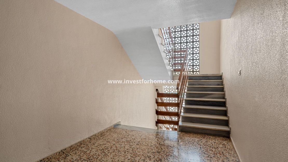 Försäljning - Lägenhet - Torrevieja - Punta prima