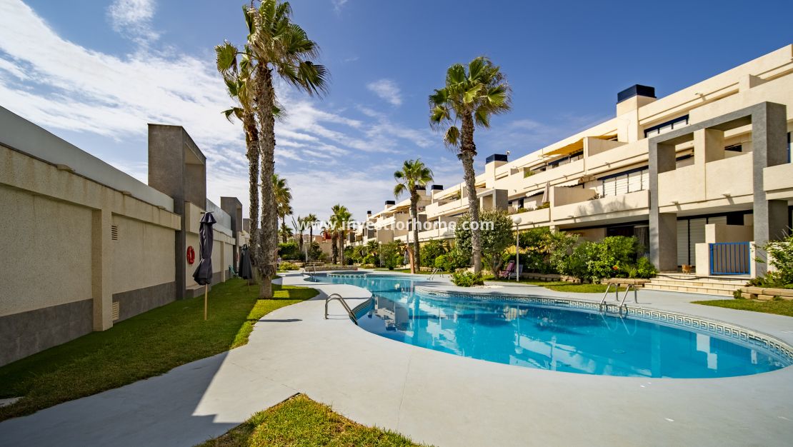 Försäljning - Lägenhet - Torrevieja - Torrelamata - La Mata