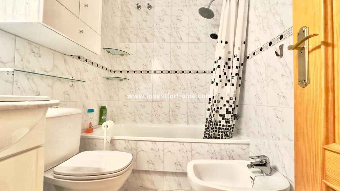 Försäljning - Lägenhet - Torrevieja - Torrelamata - La Mata