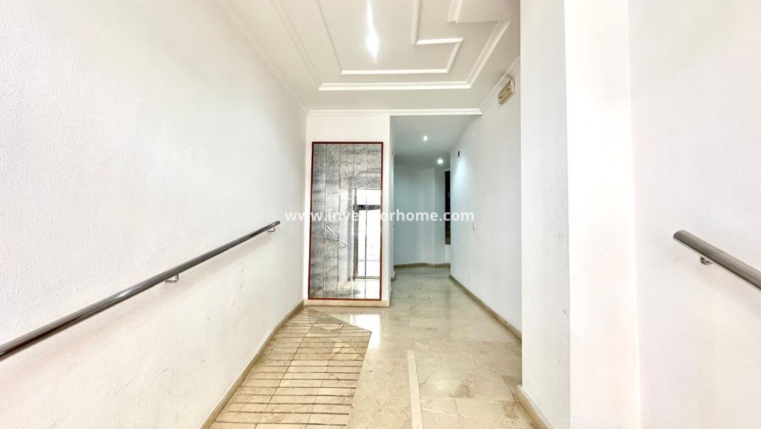 Försäljning - Lägenhet - Torrevieja - Torrelamata - La Mata