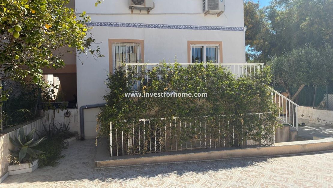 Försäljning - Lägenhet - Torrevieja - Torrelamata - La Mata