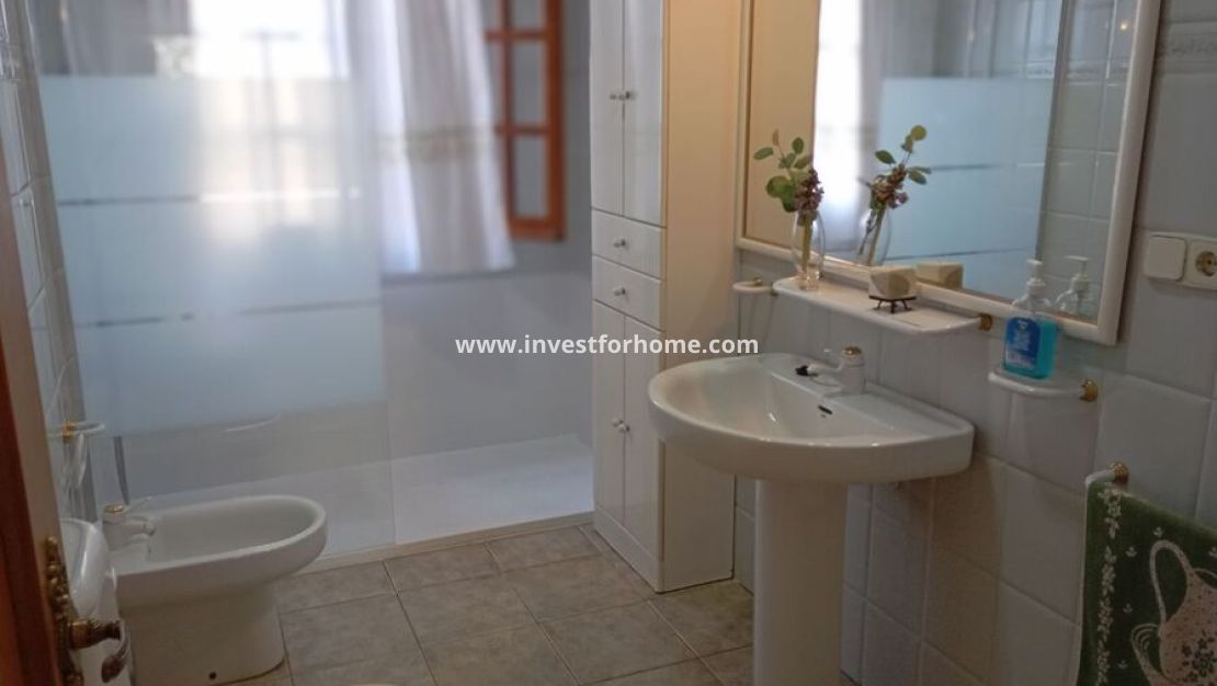 Försäljning - Villa - Daya Nueva - Costa Blanca