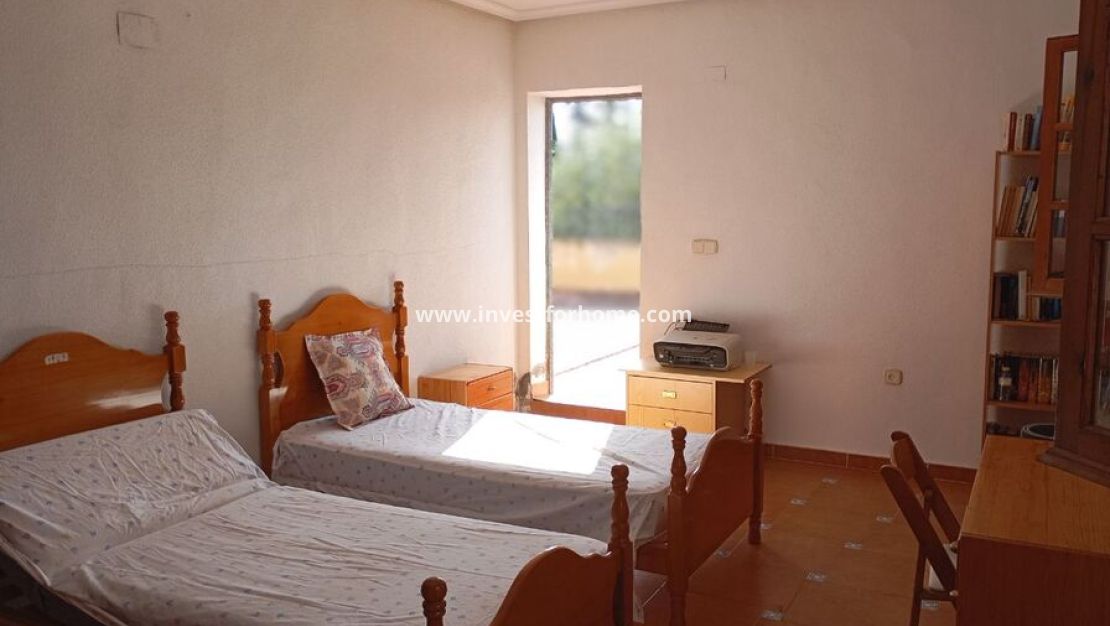 Försäljning - Villa - Daya Nueva - Costa Blanca