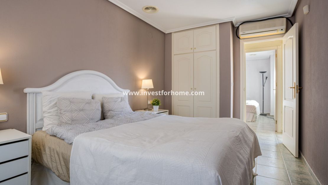 Försäljning - Villa - Guardamar del Segura - Costa Blanca