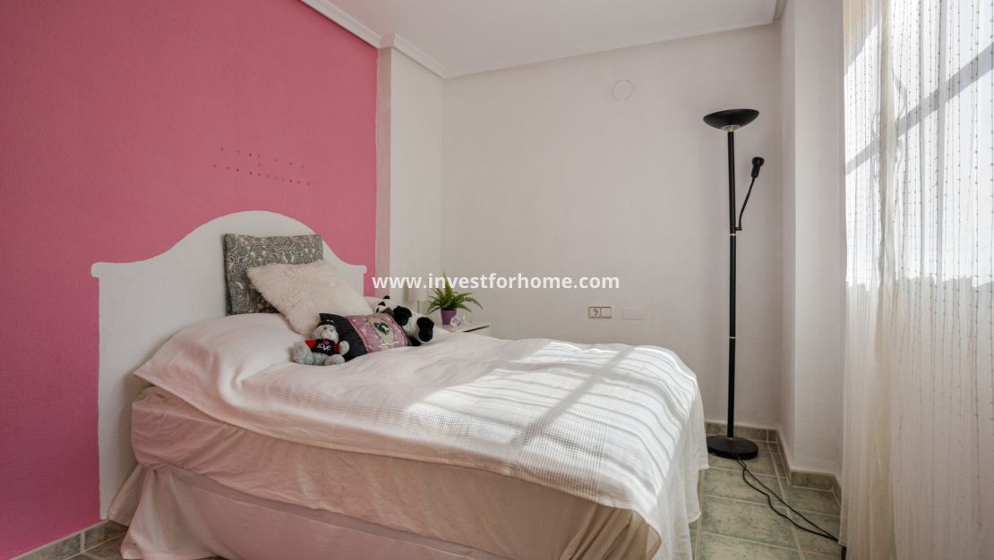 Försäljning - Villa - Guardamar del Segura - Costa Blanca