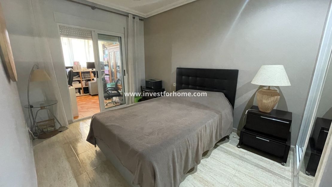 Försäljning - Villa - Guardamar del Segura - Costa Blanca