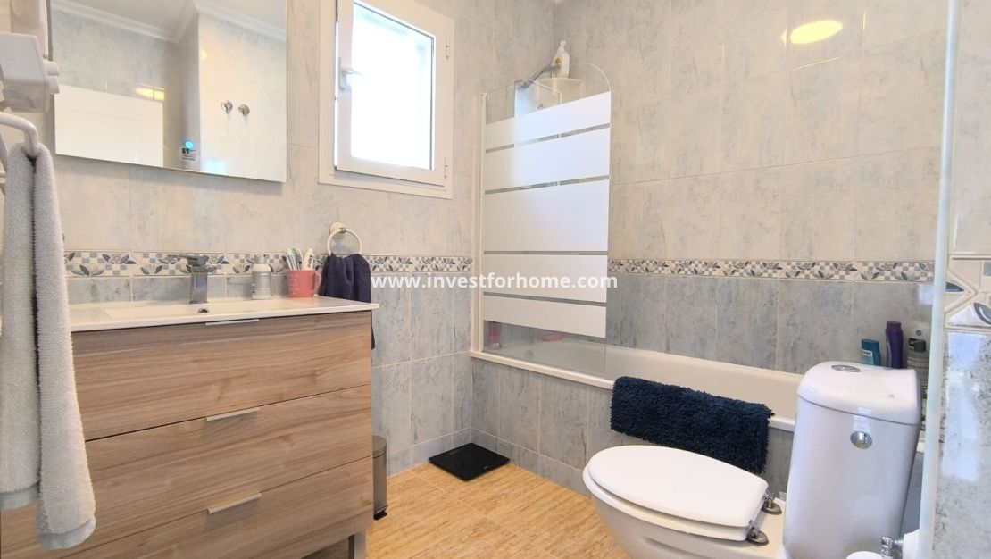 Försäljning - Villa - Guardamar del Segura - Costa Blanca