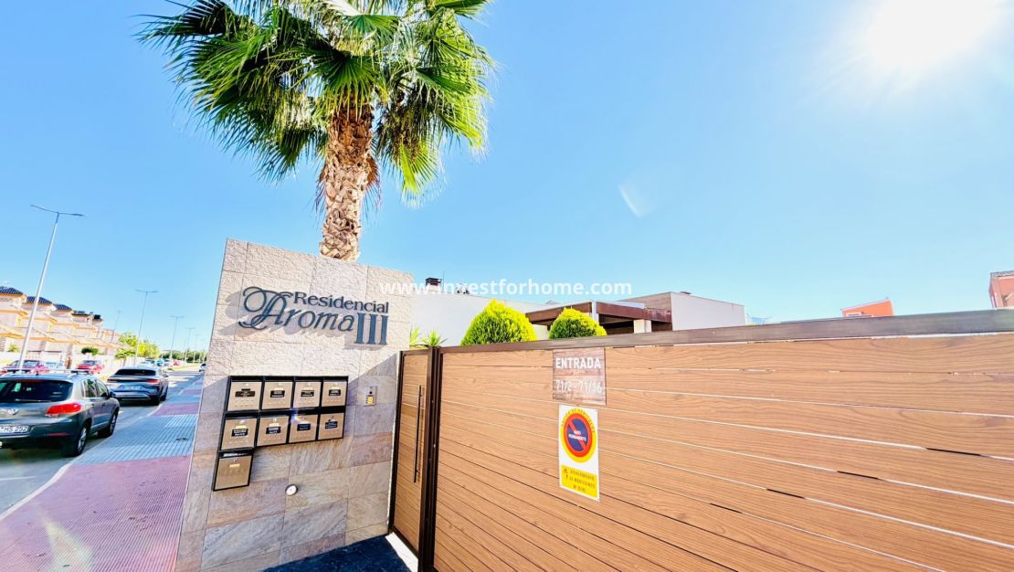 Försäljning - Villa - Los Montesinos - La Herrada
