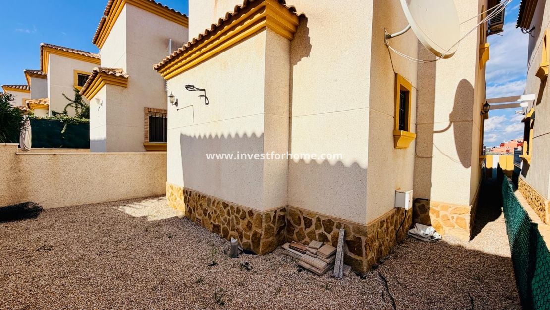 Försäljning - Villa - Los Montesinos - La Herrada