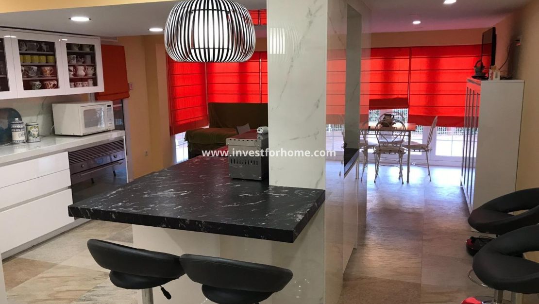 Försäljning - Villa - Orihuela Costa - Cabo Roig