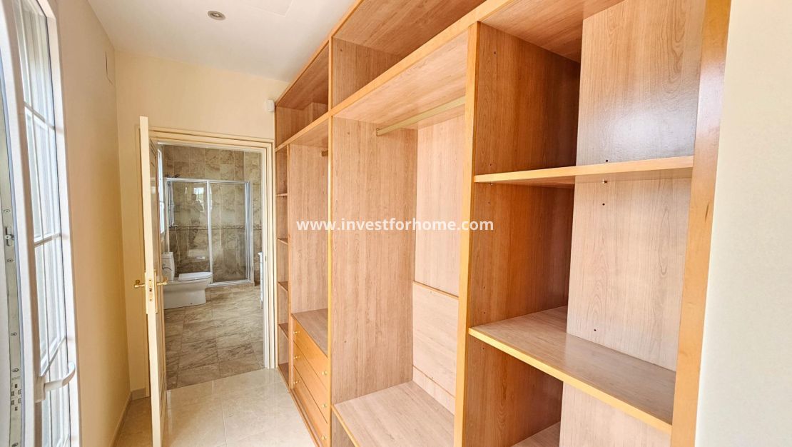 Försäljning - Villa - Orihuela Costa - Cabo Roig