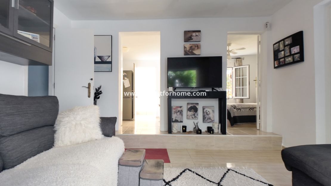 Försäljning - Villa - Orihuela Costa - Calle Mayor