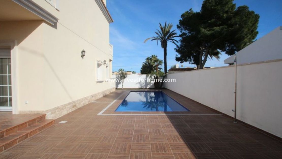 Försäljning - Villa - Orihuela Costa - Costa Blanca