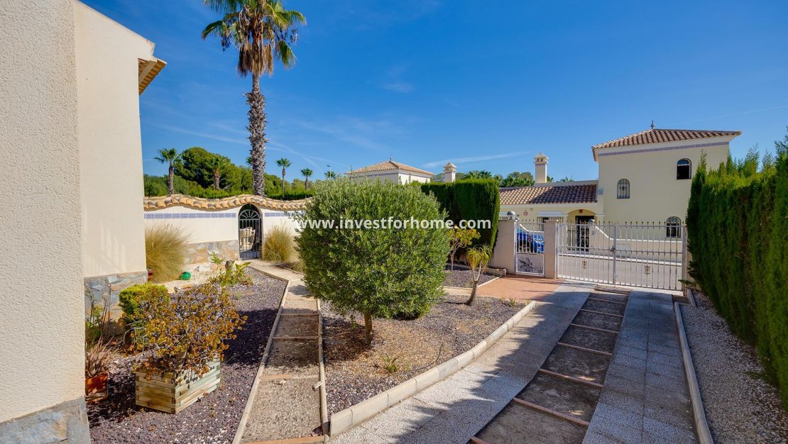Försäljning - Villa - Orihuela Costa - Costa Blanca