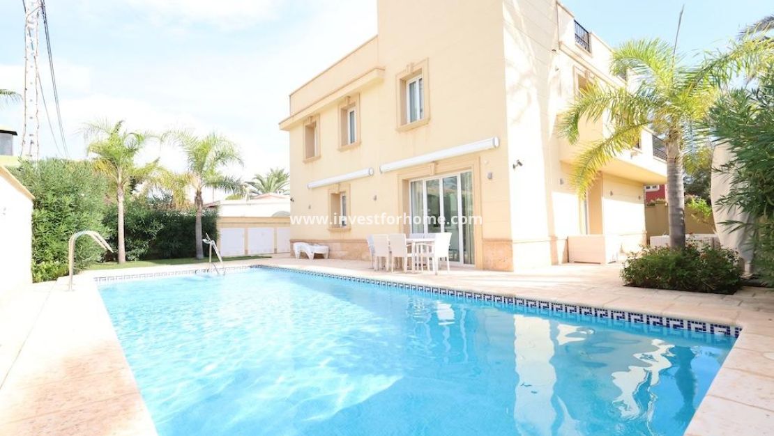 Försäljning - Villa - Orihuela Costa - Costa Blanca