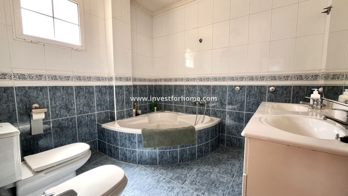 Försäljning - Villa - Orihuela Costa - Costa Blanca