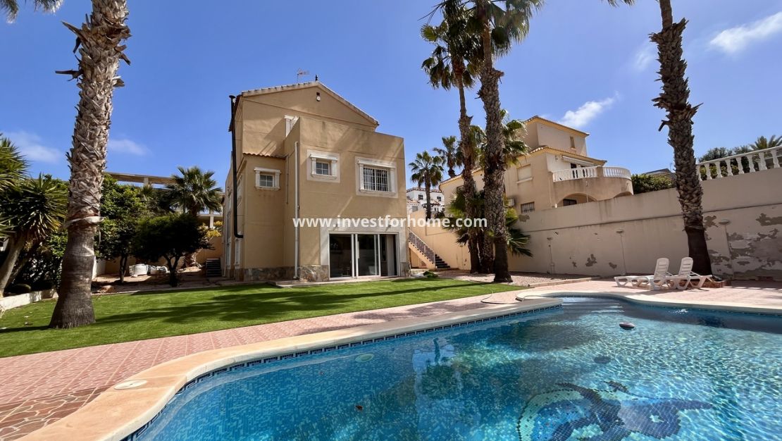 Försäljning - Villa - Orihuela Costa - Costa Blanca