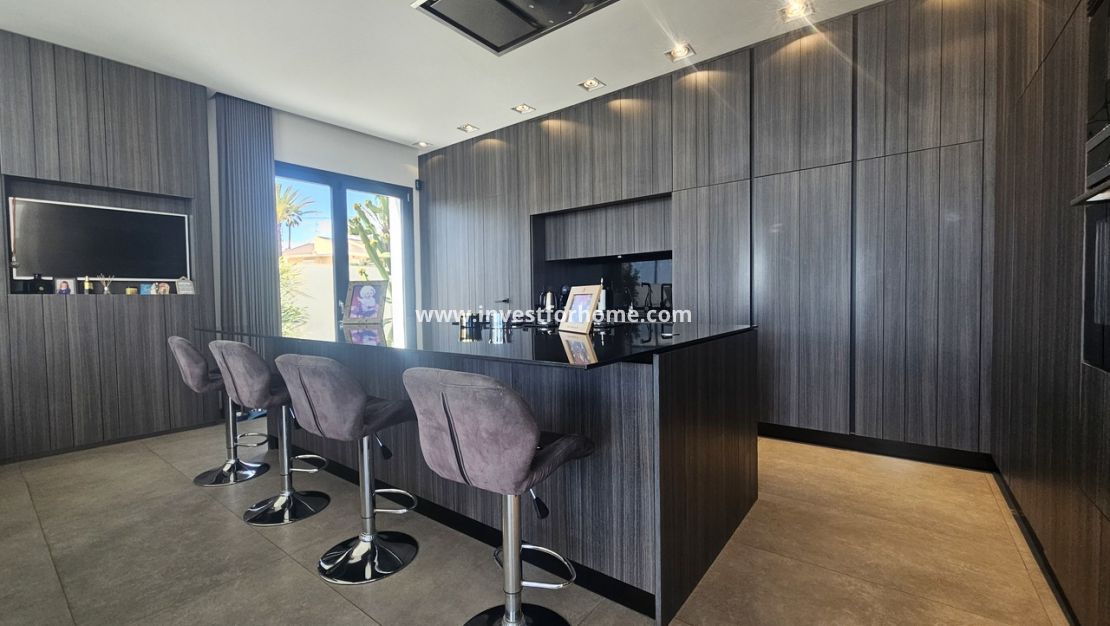 Försäljning - Villa - Orihuela Costa - Costa Blanca