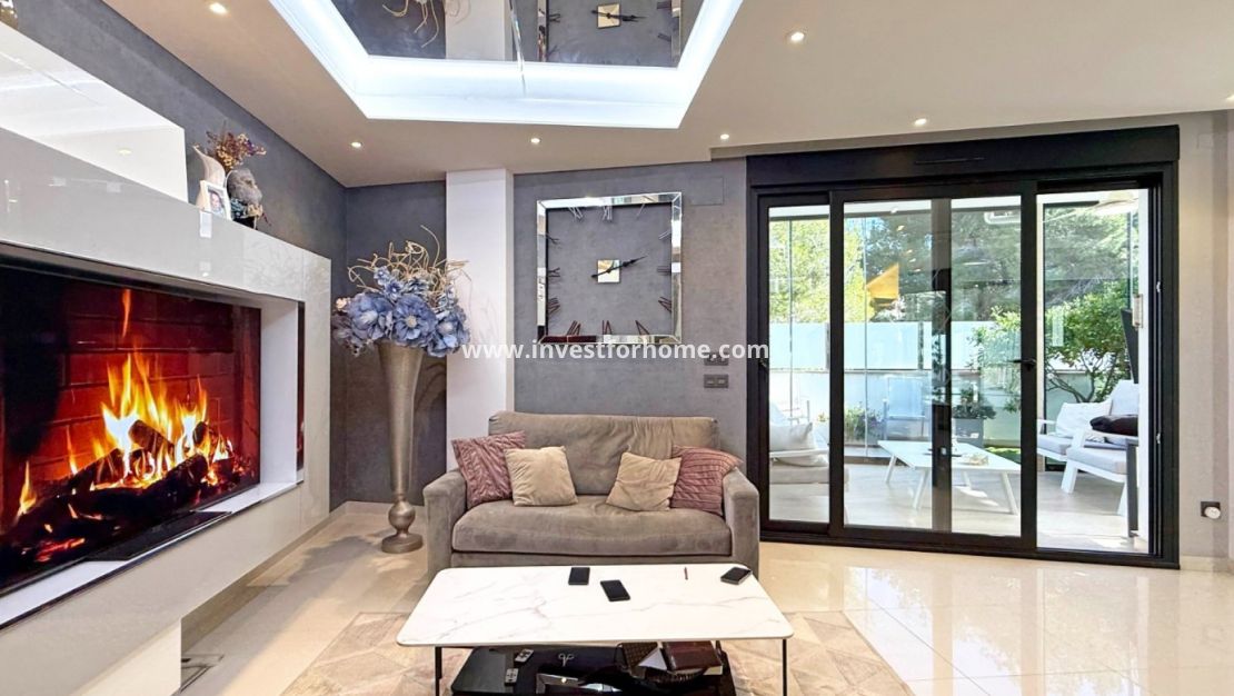 Försäljning - Villa - Orihuela Costa - Costa Blanca