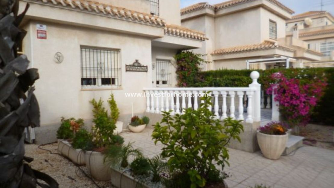 Försäljning - Villa - Orihuela Costa - Costa Blanca