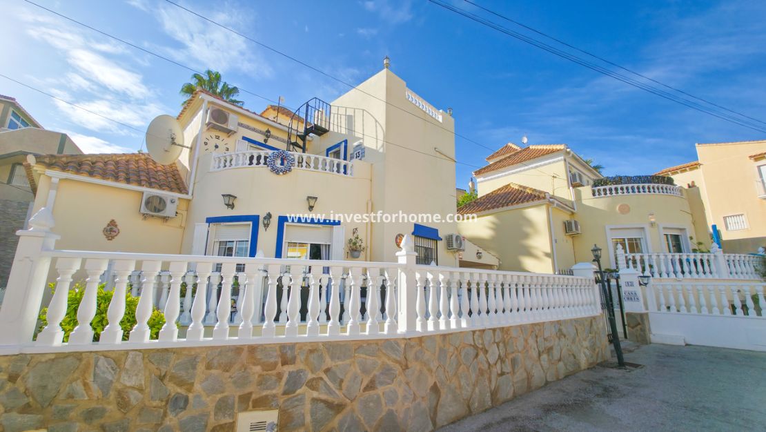 Försäljning - Villa - Orihuela Costa - Costa Blanca