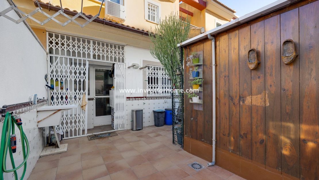 Försäljning - Villa - Orihuela Costa - Costa Blanca