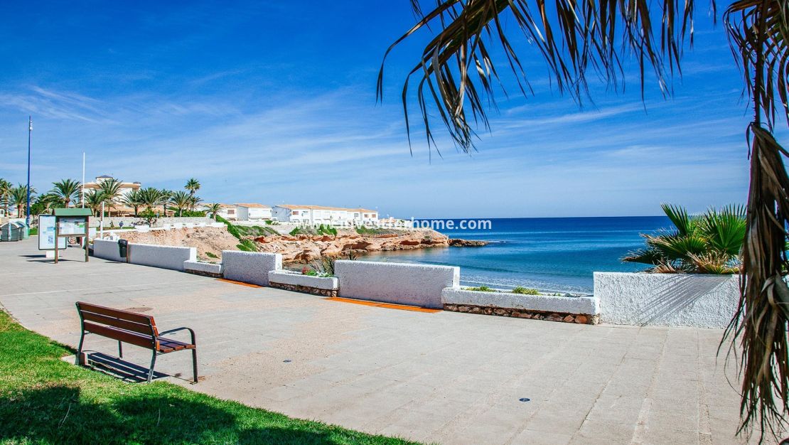 Försäljning - Villa - Orihuela Costa - Costa Blanca