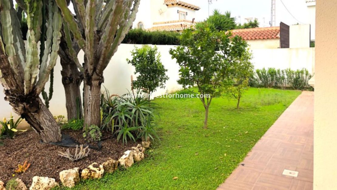 Försäljning - Villa - Orihuela Costa - Costa Blanca