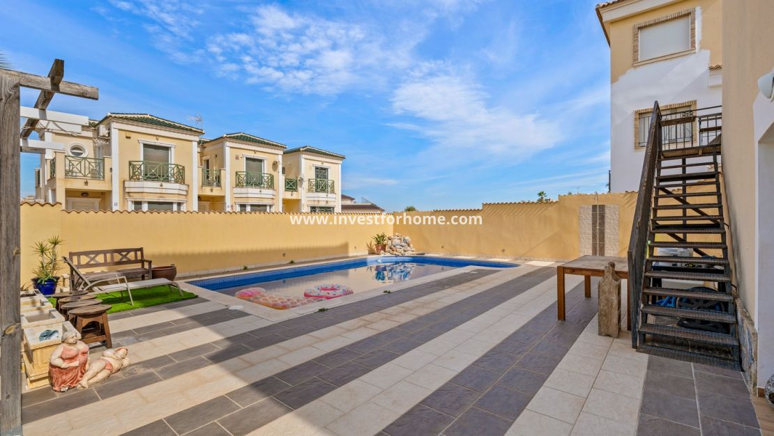 Försäljning - Villa - Orihuela Costa - Costa Blanca