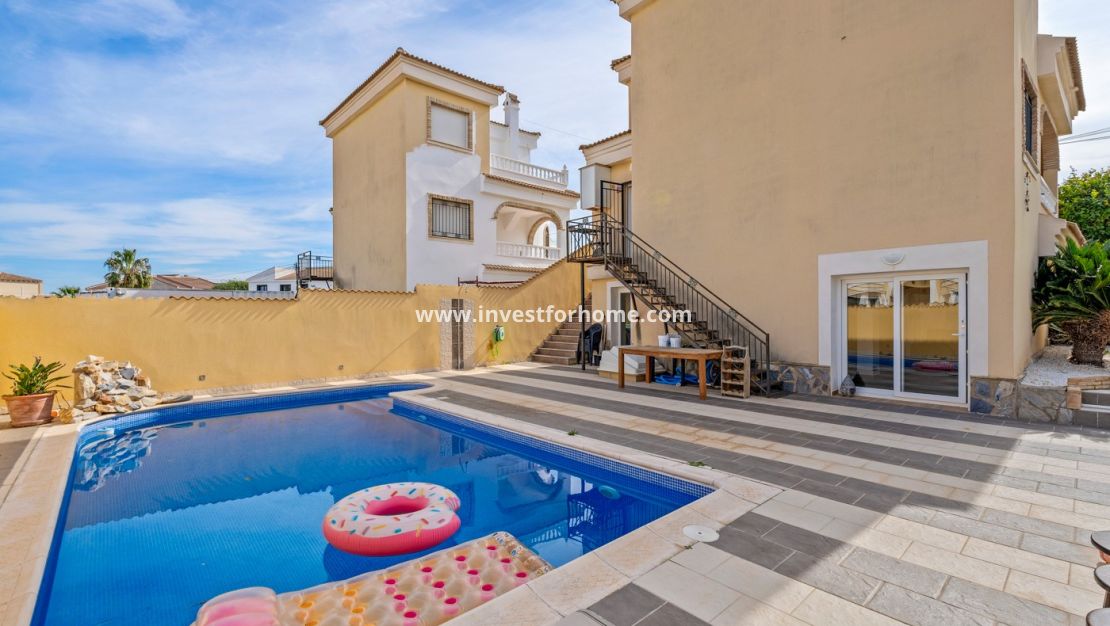 Försäljning - Villa - Orihuela Costa - Costa Blanca