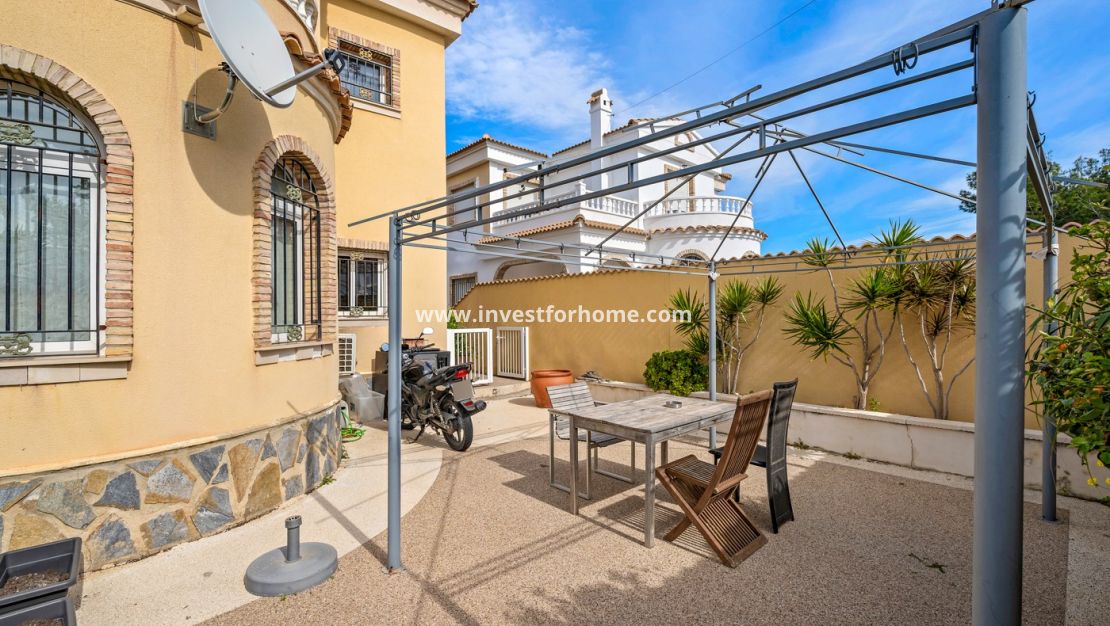 Försäljning - Villa - Orihuela Costa - Costa Blanca