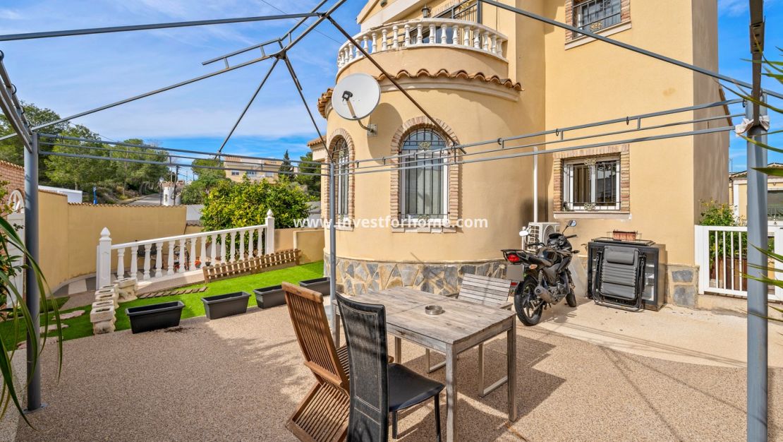 Försäljning - Villa - Orihuela Costa - Costa Blanca