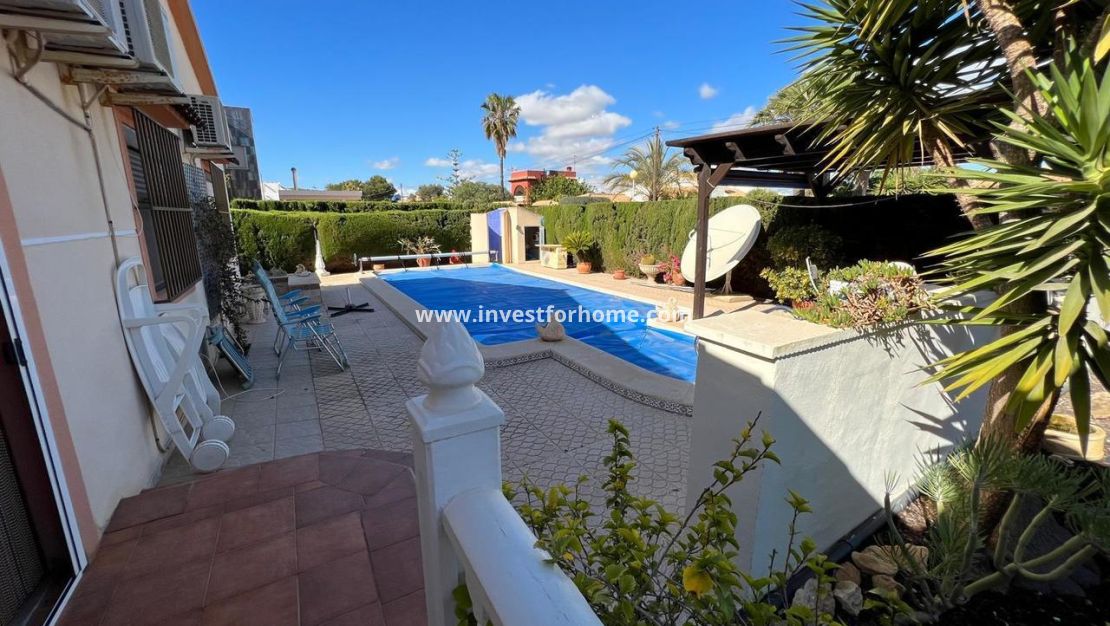 Försäljning - Villa - Orihuela Costa - Costa Blanca