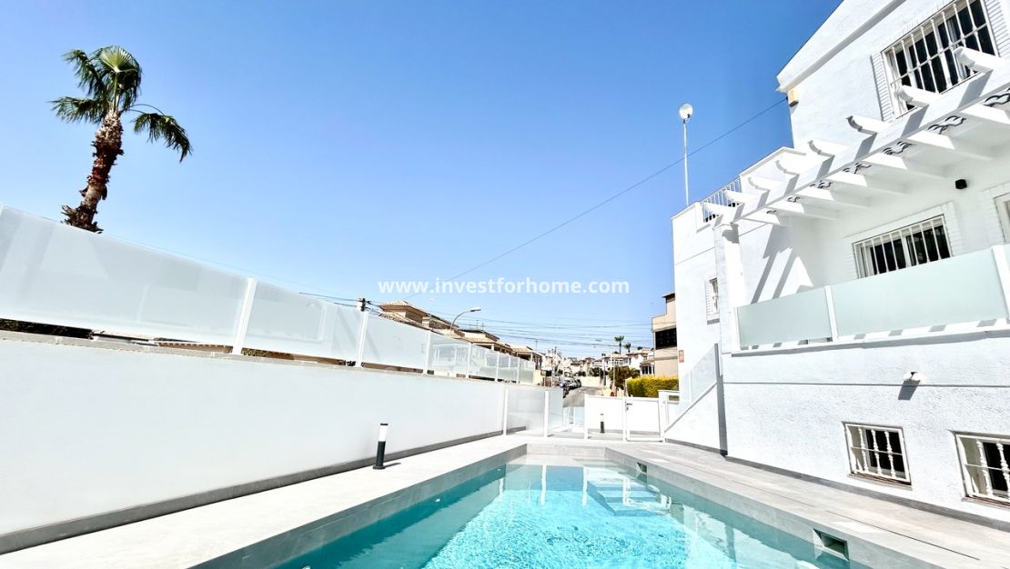 Försäljning - Villa - Orihuela Costa - Costa Blanca