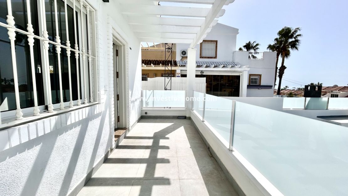 Försäljning - Villa - Orihuela Costa - Costa Blanca