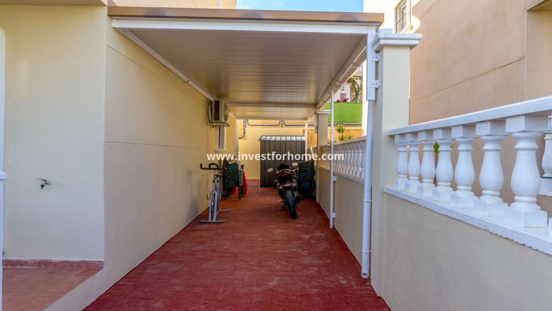 Försäljning - Villa - Orihuela Costa - Costa Blanca
