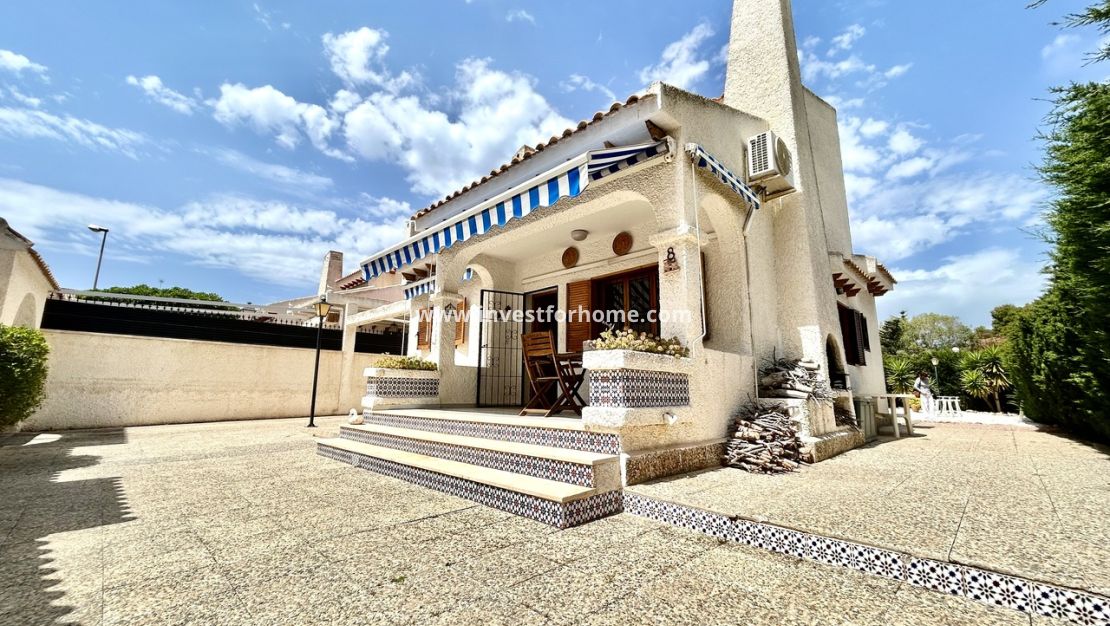 Försäljning - Villa - Orihuela Costa - Costa Blanca