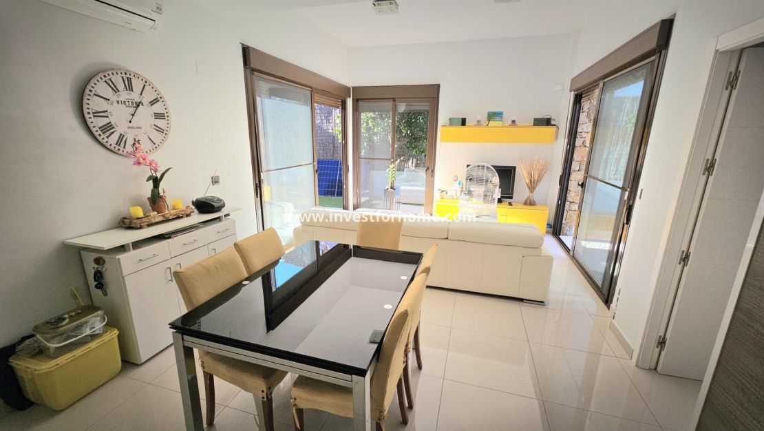 Försäljning - Villa - Orihuela Costa - Costa Blanca