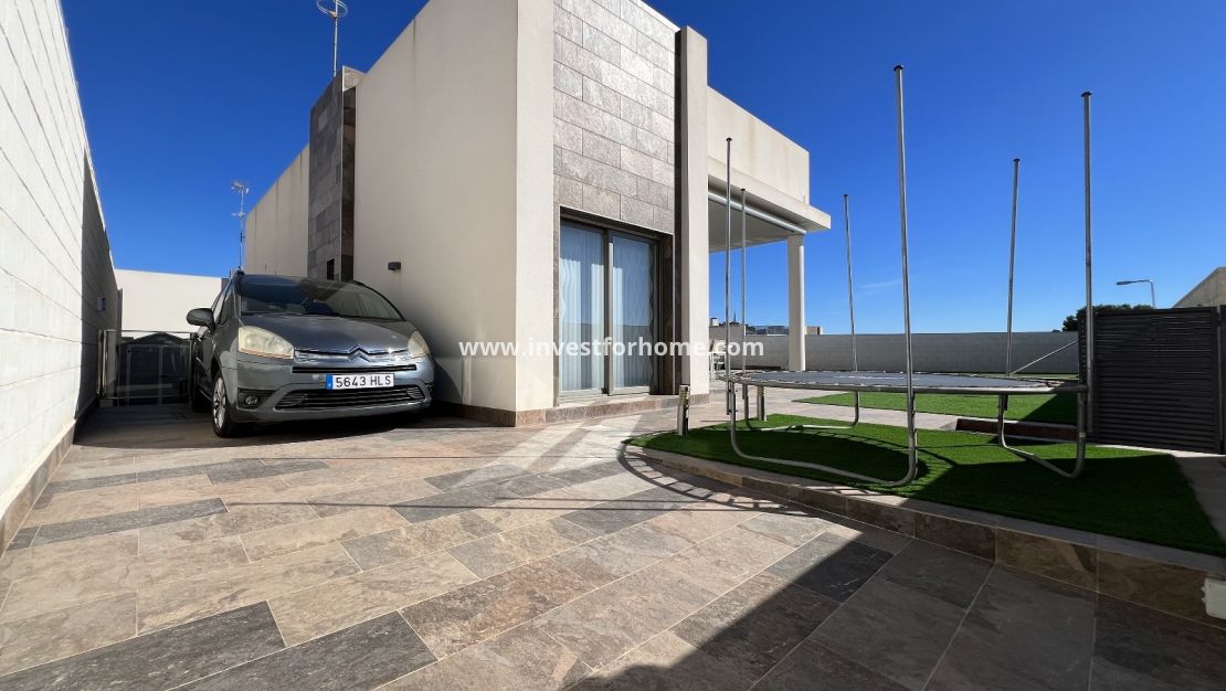 Försäljning - Villa - Orihuela Costa - Costa Blanca