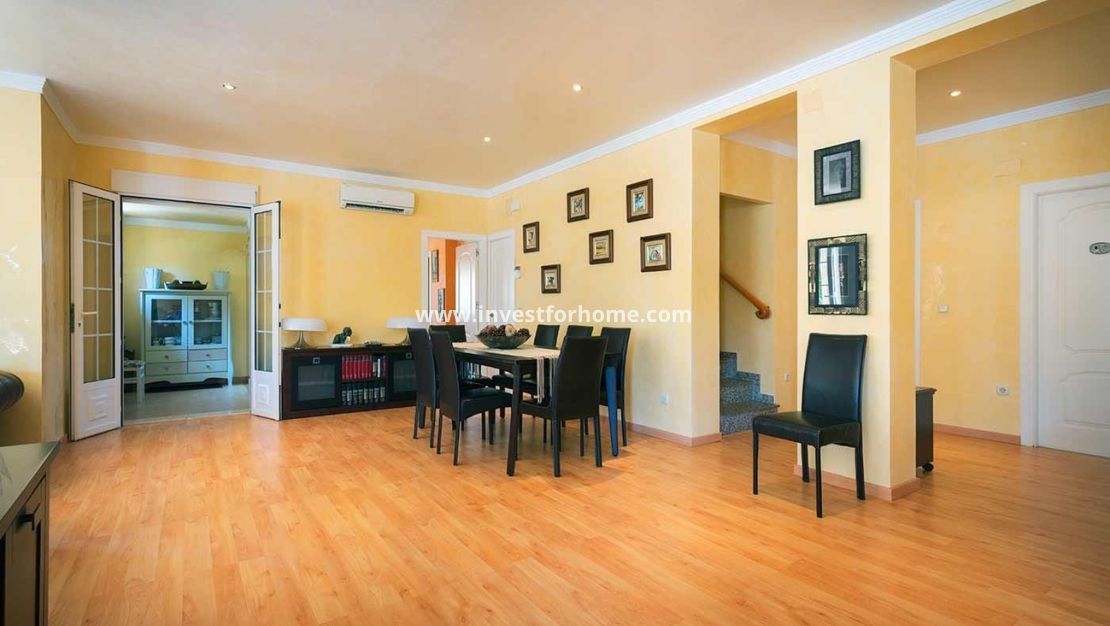 Försäljning - Villa - Orihuela Costa - Costa Blanca