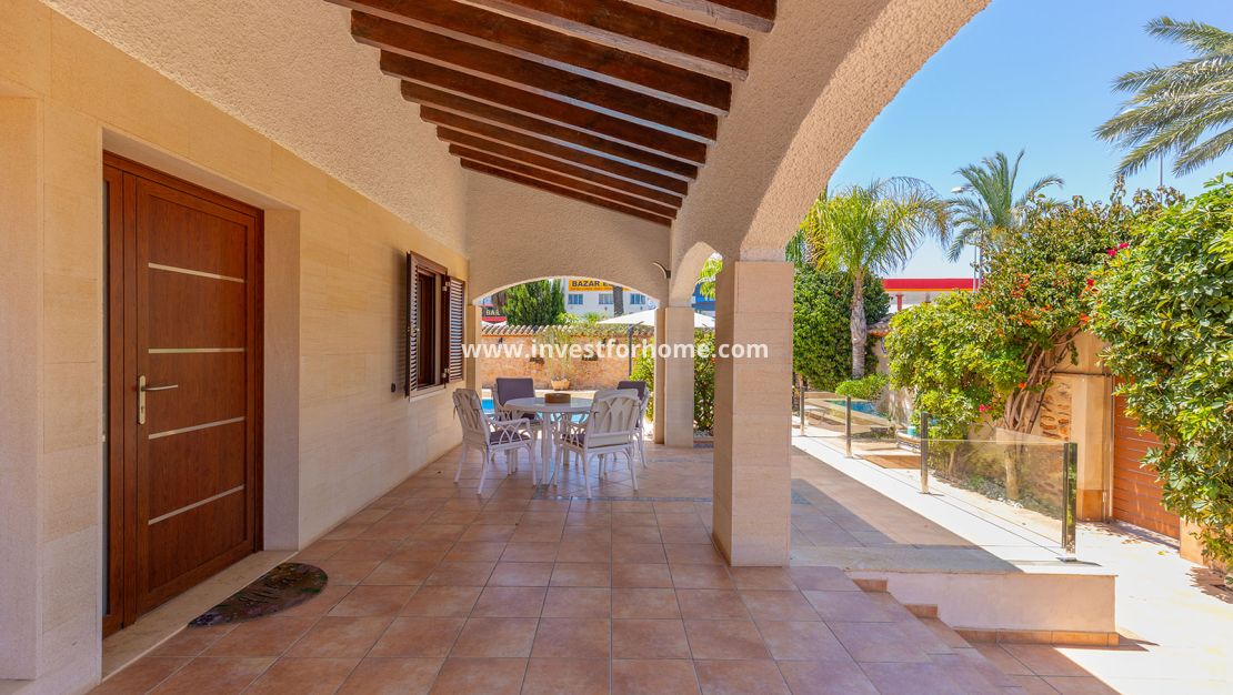 Försäljning - Villa - Orihuela Costa - Costa Blanca