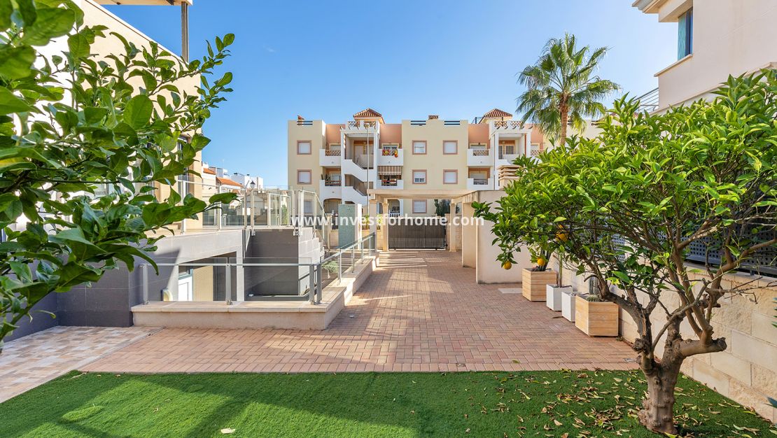 Försäljning - Villa - Orihuela Costa - Costa Blanca