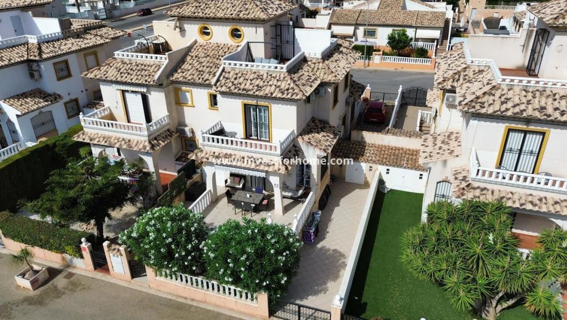 Försäljning - Villa - Orihuela Costa - Costa Blanca