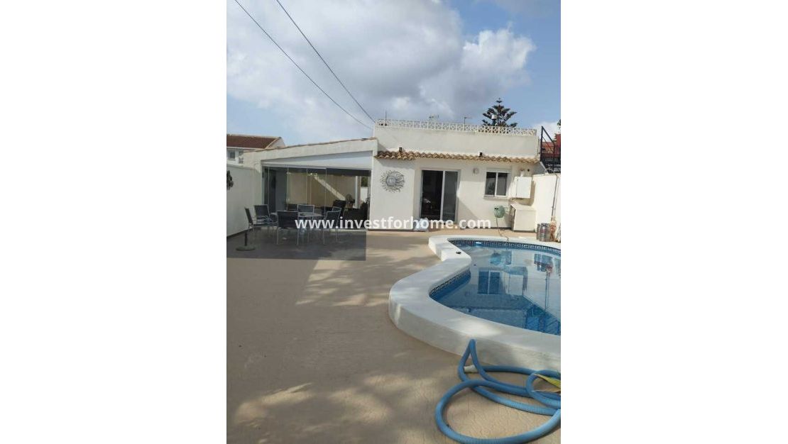 Försäljning - Villa - Orihuela Costa - Costa Blanca