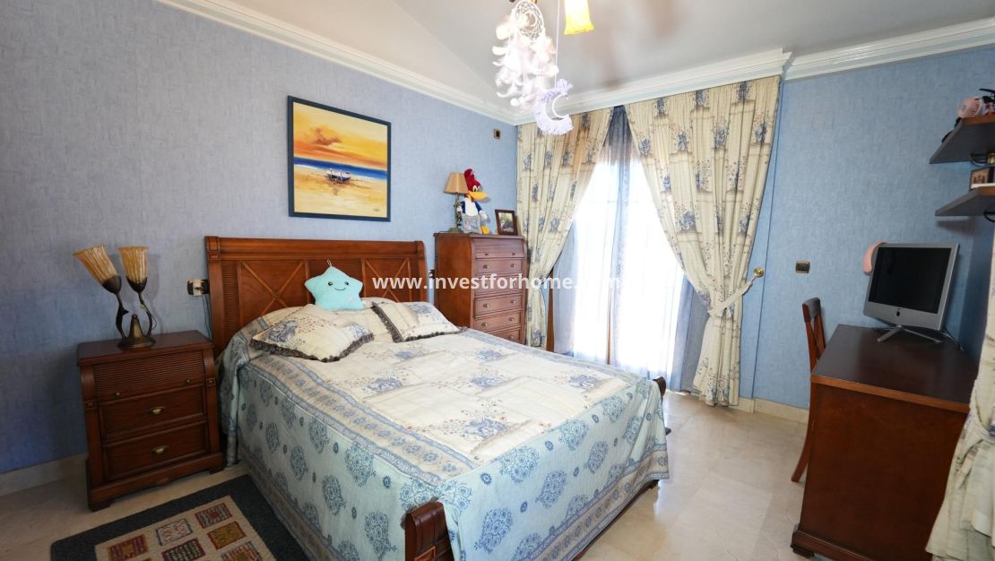 Försäljning - Villa - Orihuela Costa - Dehesa De Campoamor