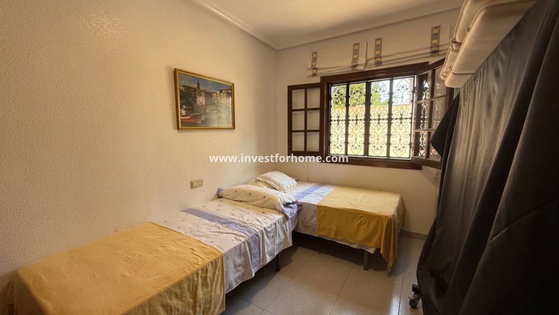 Försäljning - Villa - Orihuela Costa - Inland