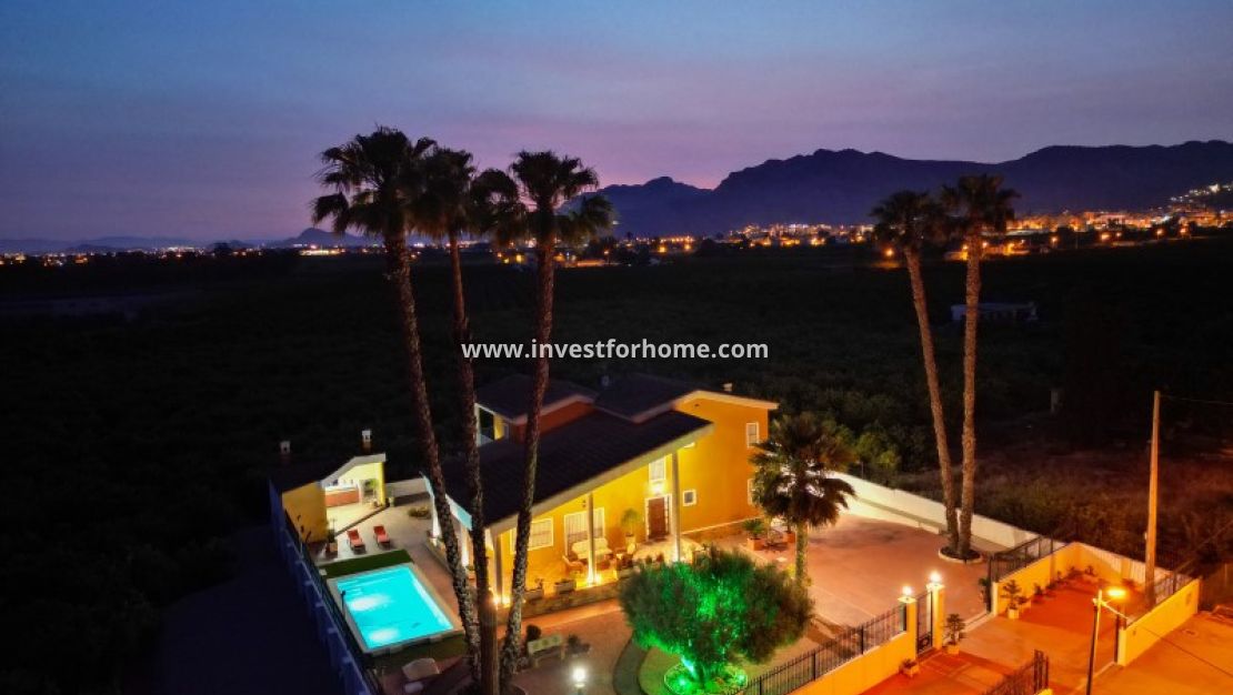 Försäljning - Villa - Orihuela Costa - Inland