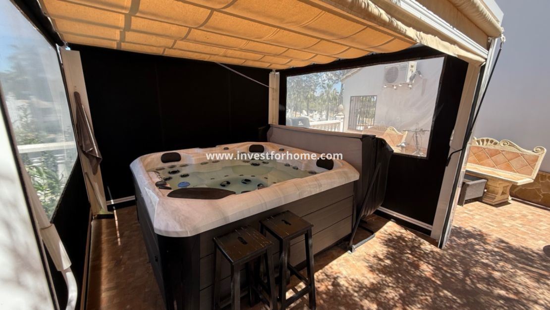 Försäljning - Villa - Orihuela Costa - Inland